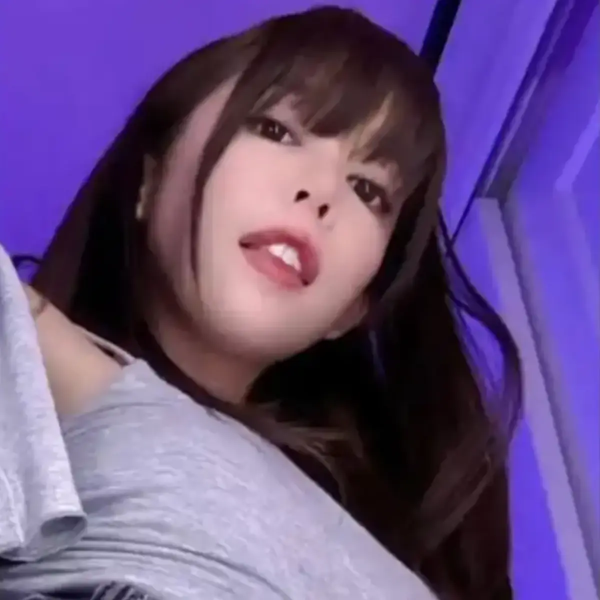 《绯红小猫KittyKum》高清HD无删减完整版 - 绯红小猫KittyKum全集1080P在线观看 - 蓝光免费播放资源 - VS影视系列合集