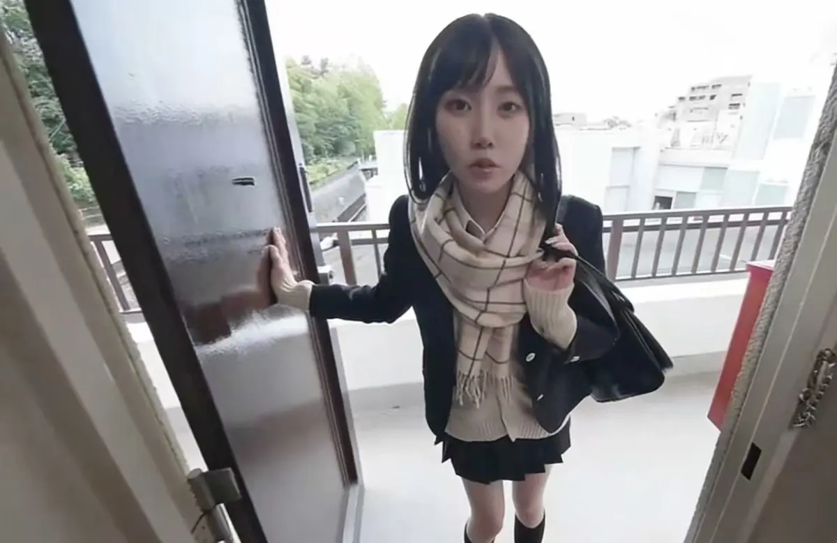 《泡在我家的辣妹》相关资源图片