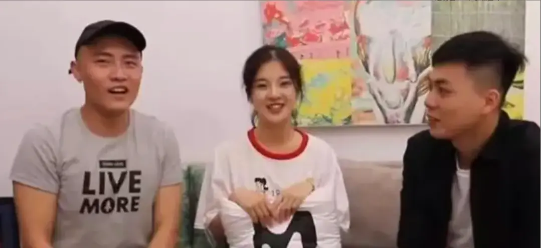 《兄妹蕉谈》未删减完整版免费在线观看-林予曦学生角色青春懵懂-兄妹蕉谈全集资源蓝光超清
