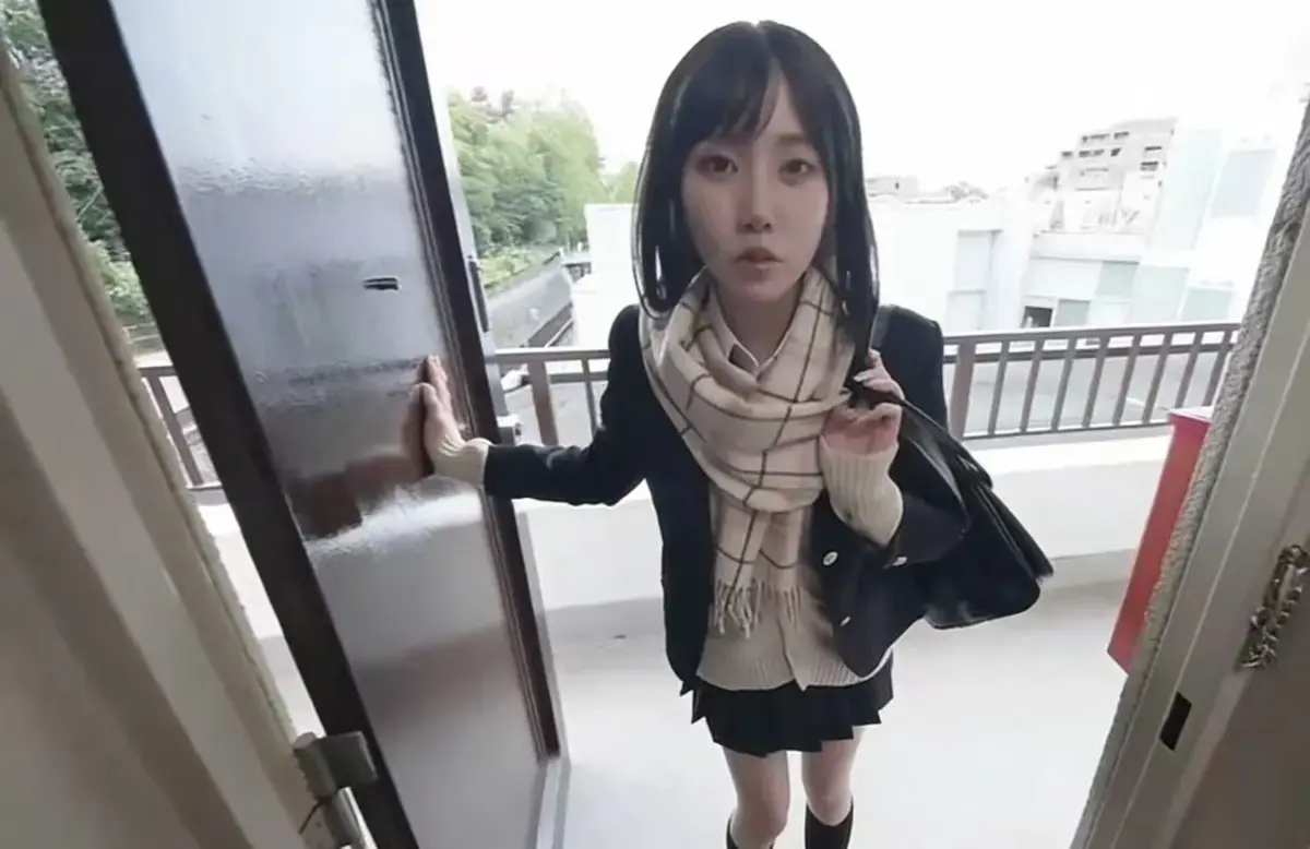 《泡在我家的辣妹》相关资源图片