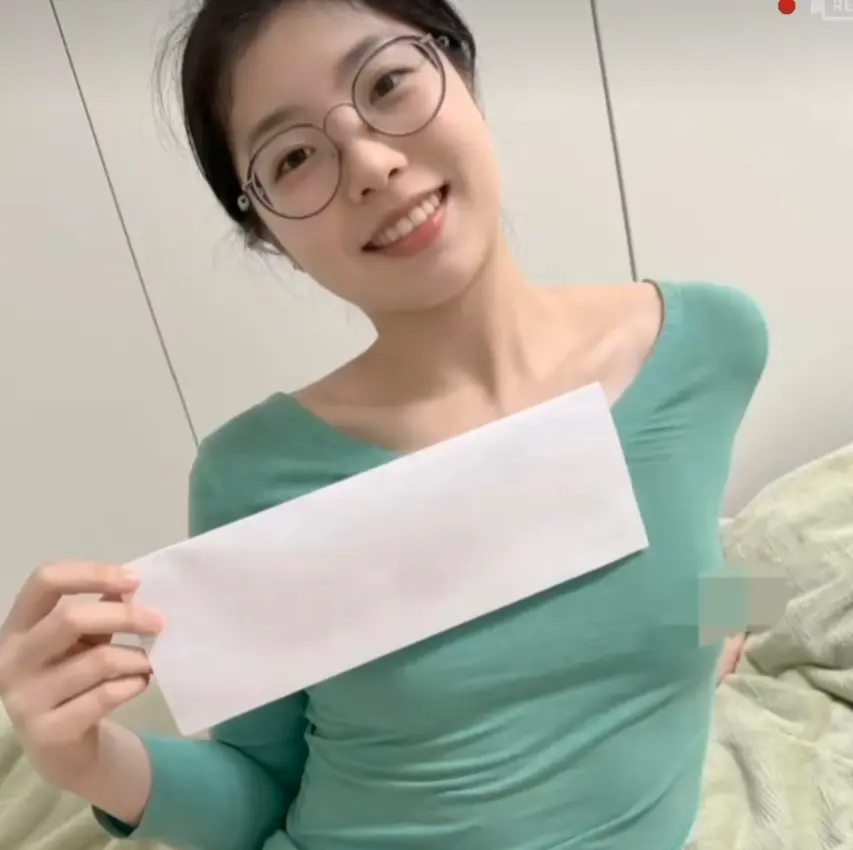 《秦嘉妮/秦嘉倪》1080P无损成片无删节-青筋女王免费在线观看-秦嘉倪全系列作品持续更新-邯郸眼镜妹生活合集零广告全收录-反差素人天花板告别滤镜焦虑